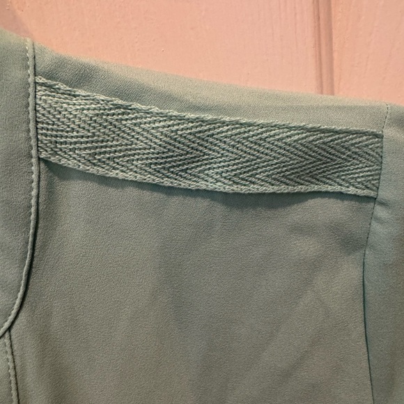 The Limited V-Neck Blouse NWT - size xs - Picture 4 of 5